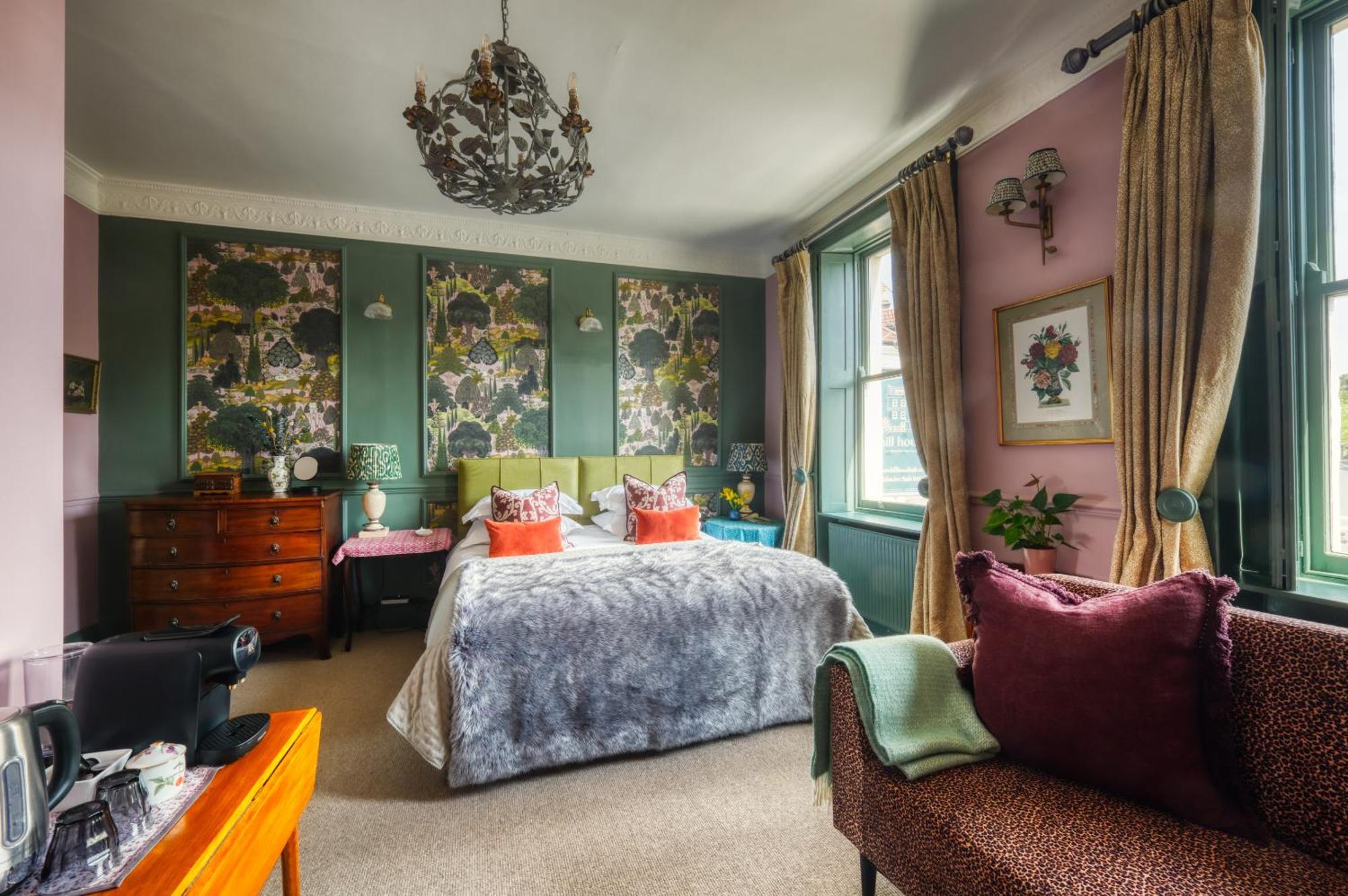 Hill House Hotel Bath Room photo